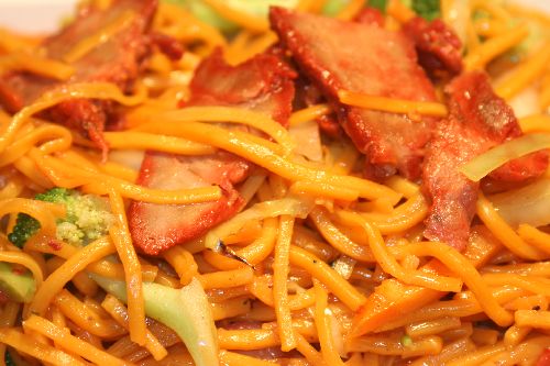 Free--Chicken Chow Mein (Noodles) - Click Image to Close